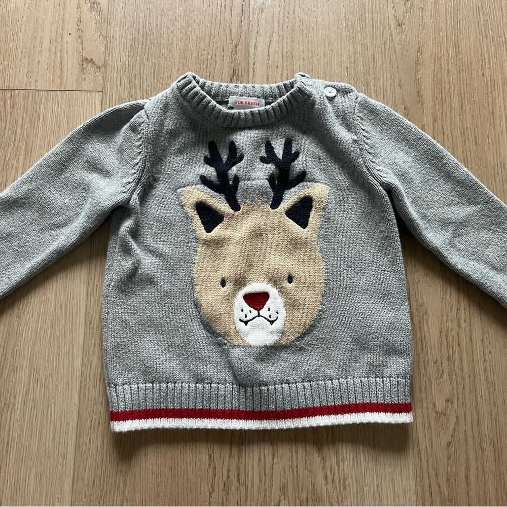 Joe Fresh Gray Sweater with Reindeer Design